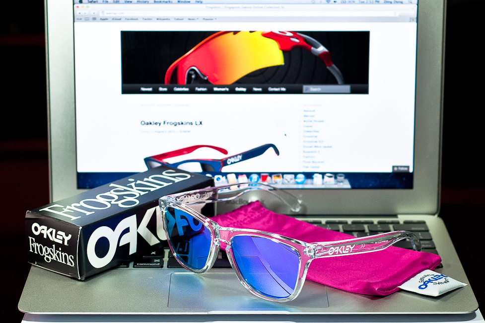 Detail of Oakley Frogskins – Singapore Online Shopping and 